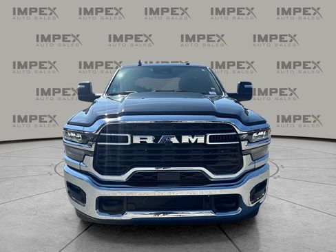 Used 2025 RAM 2500 Big Horn AWD/4WD image 8