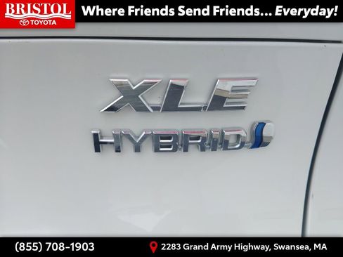 Used 2022 Toyota Venza XLE AWD/4WD image 33