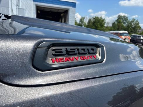 Used 2022 RAM 3500 Big Horn w/ Night Edition AWD/4WD image 7