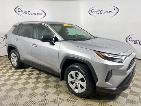 Certified 2024 Toyota RAV4 LE AWD/4WD image 1