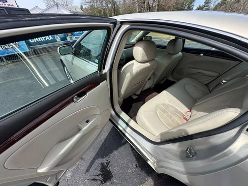 Used 2008 Buick Lucerne Super image 15