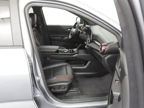 Used 2025 Chevrolet Equinox RS w/ Safety and Technology Package FWD image 22