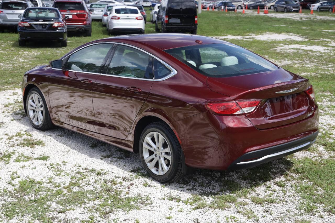 Used 2015 Chrysler 200 Limited w/ Convenience Group FWD image 5