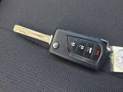Used 2024 Toyota Corolla LE FWD image 25