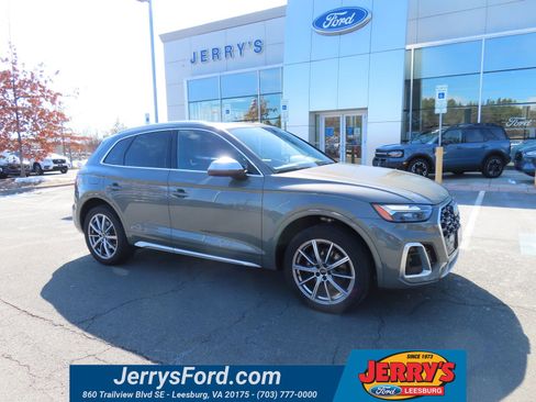 Used 2023 Audi SQ5 Premium w/ Convenience Package image 1