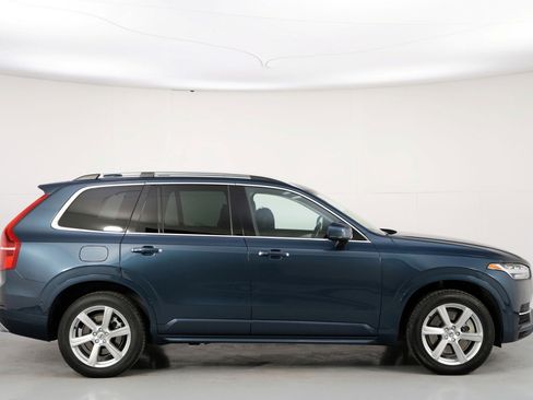 Used 2018 Volvo XC90 T8 Momentum w/ Convenience Package image 54