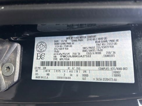 Used 2019 Ford Escape Titanium image 34