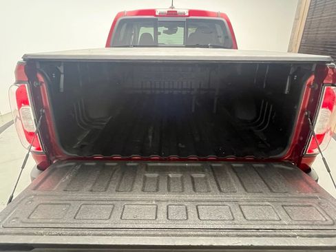 Used 2022 GMC Canyon Denali AWD/4WD image 12