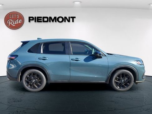 Certified 2023 Honda HR-V Sport image 6