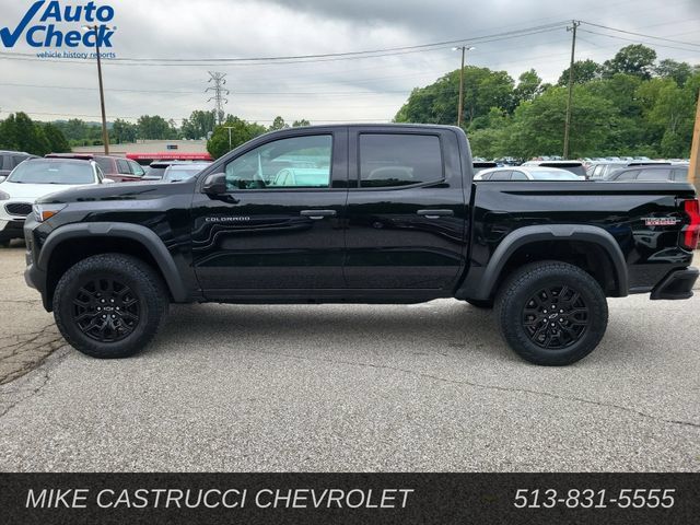 Used 2024 Chevrolet Colorado Trail Boss w/ Advanced Trailering Package AWD/4WD image 2
