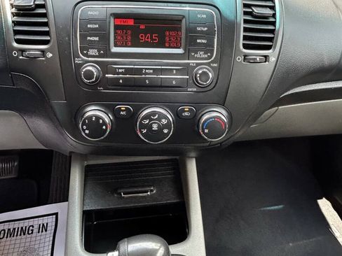 Used 2016 Kia Forte LX FWD image 11