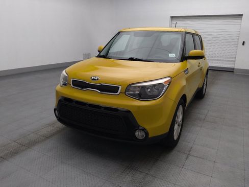 Used 2016 Kia Soul + FWD image 15