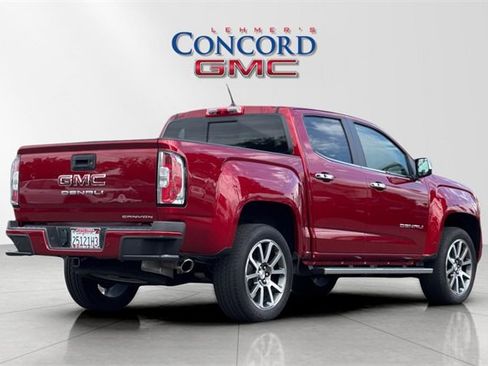 Used 2021 GMC Canyon Denali image 4