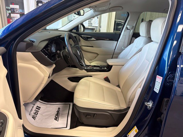 Used 2023 Buick Envision Essence w/ Premium Seat Package AWD/4WD image 10