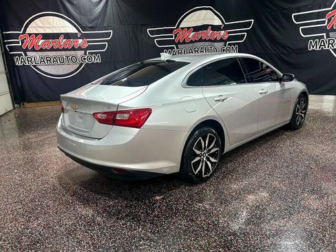 Used 2018 Chevrolet Malibu LT w/ Leather Package image 14