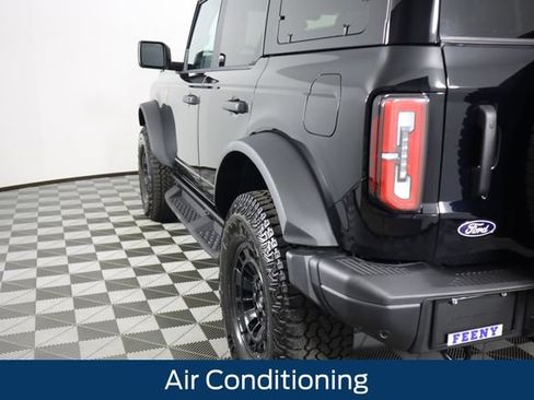 New 2026 Ford Bronco Badlands AWD/4WD image 18
