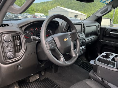 Used 2024 Chevrolet Silverado 1500 Custom AWD/4WD image 14