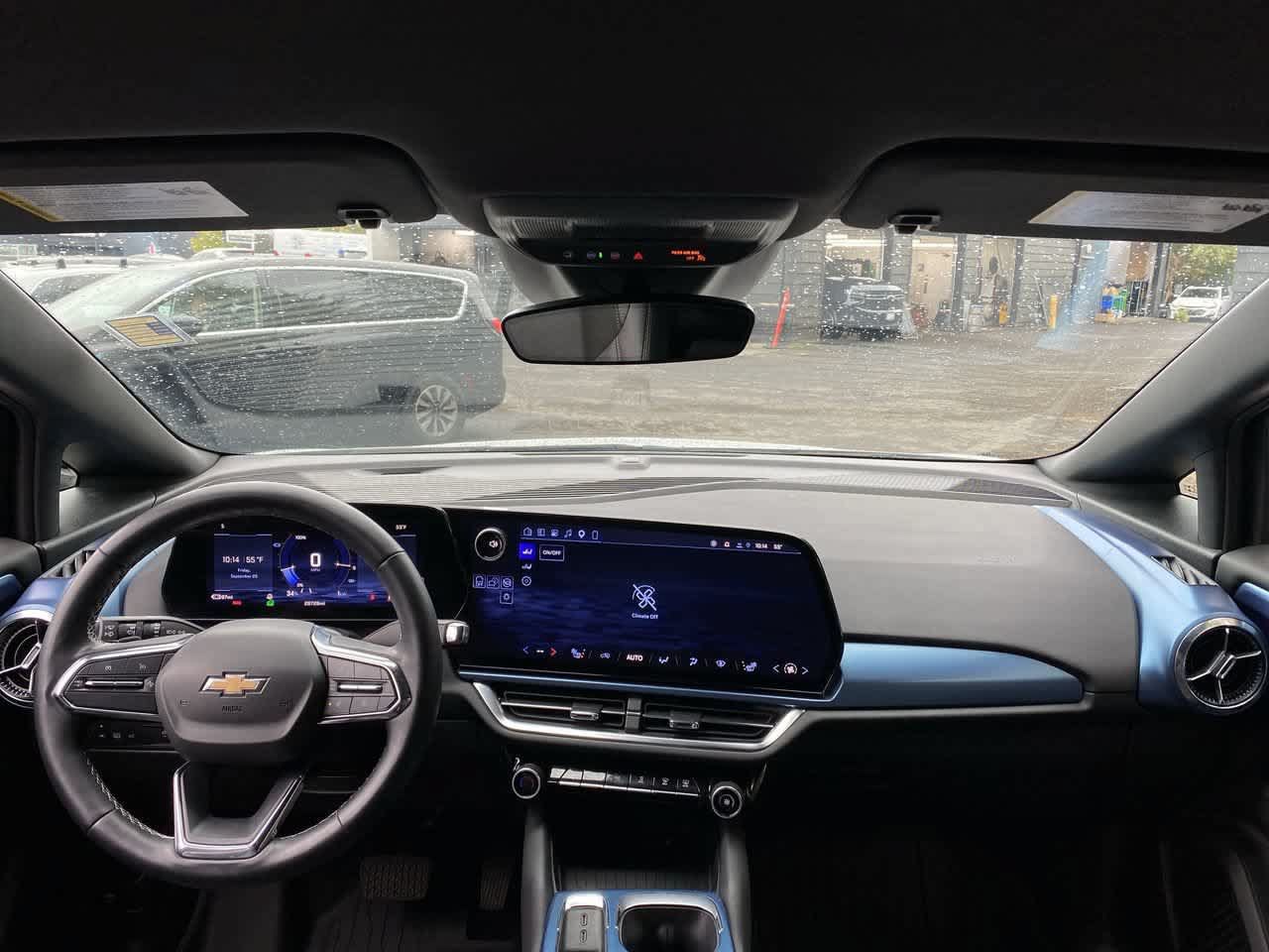 Used 2024 Chevrolet Equinox EV LT AWD/4WD image 12