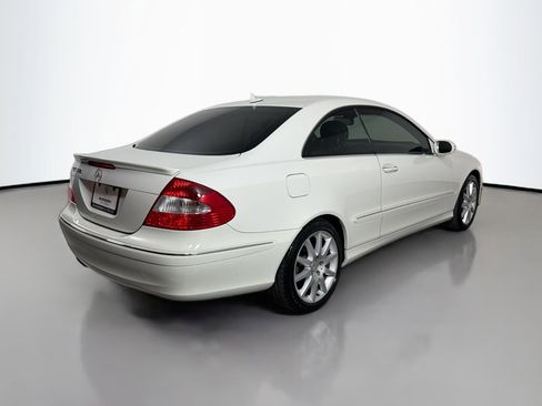 Used 2007 Mercedes-Benz CLK 350 Coupe image 6
