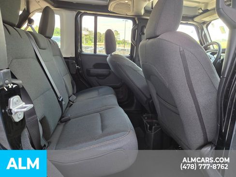 Used 2025 Jeep Wrangler Unlimited Sport AWD/4WD image 13