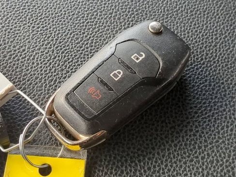 Used 2019 Ford F150 XLT image 26