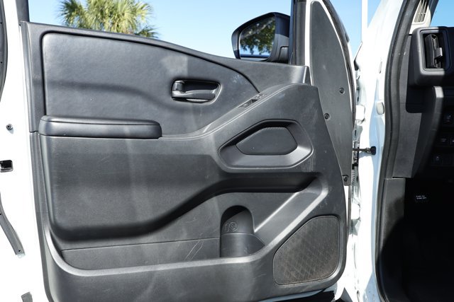Used 2025 Nissan Frontier S AWD/4WD image 24