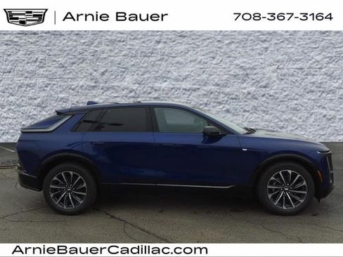 New 2025 Cadillac Lyriq Sport image 6