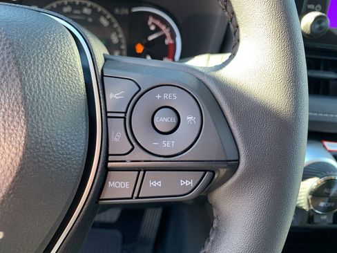 New 2025 Toyota RAV4 XLE image 27