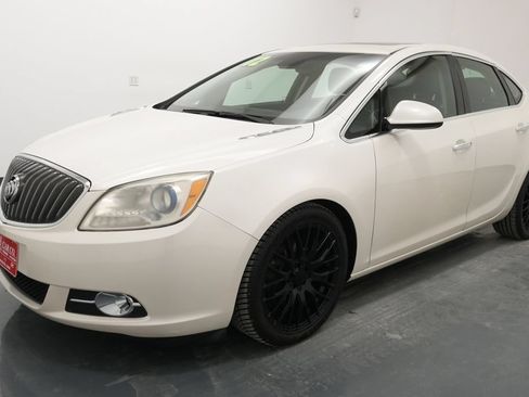 Used 2012 Buick Verano Leather FWD image 3