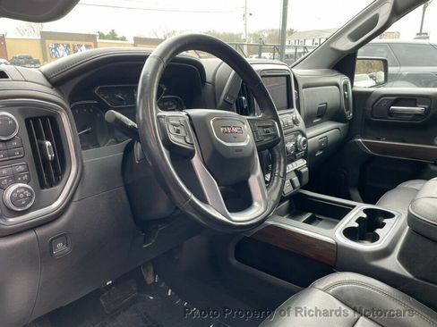 Used 2019 GMC Sierra 1500 SLT w/ SLT Convenience Package image 12