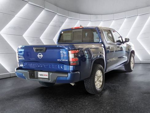 Used 2022 Nissan Frontier SV AWD/4WD image 4