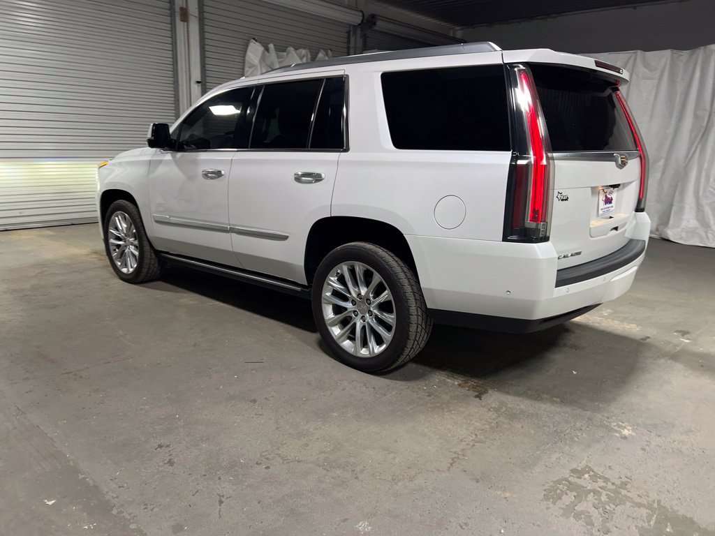 Used 2019 Cadillac Escalade Platinum AWD/4WD image 5