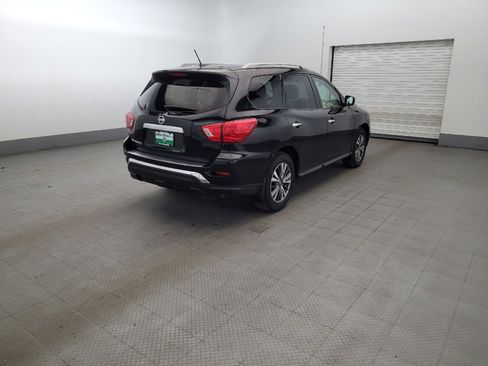 Used 2017 Nissan Pathfinder S AWD/4WD image 9