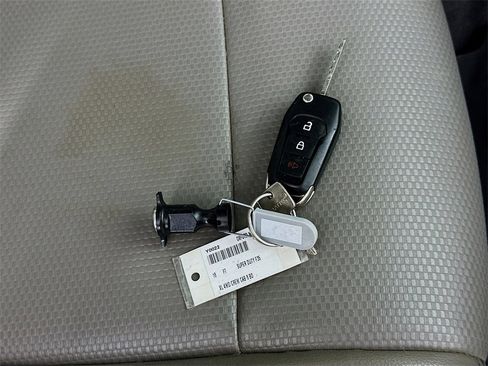 Used 2018 Ford F350 XL w/ Power Equipment Group image 32