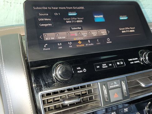 Used 2022 Nissan Armada Platinum image 37