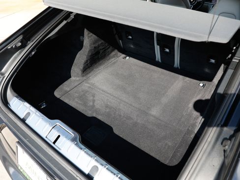 Used 2020 Porsche Panamera image 28