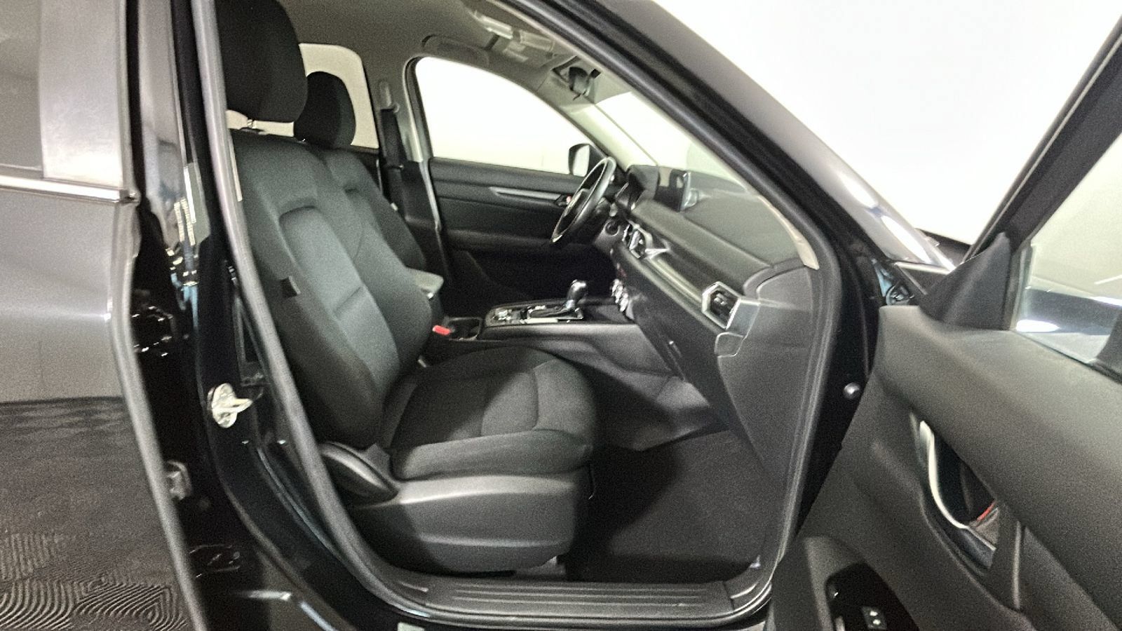 Used 2023 MAZDA CX-5 AWD 2.5 S image 35