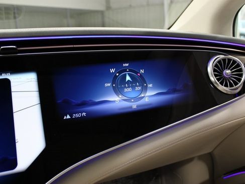 Used 2023 Mercedes-Benz EQS 580 4MATIC Sedan image 21