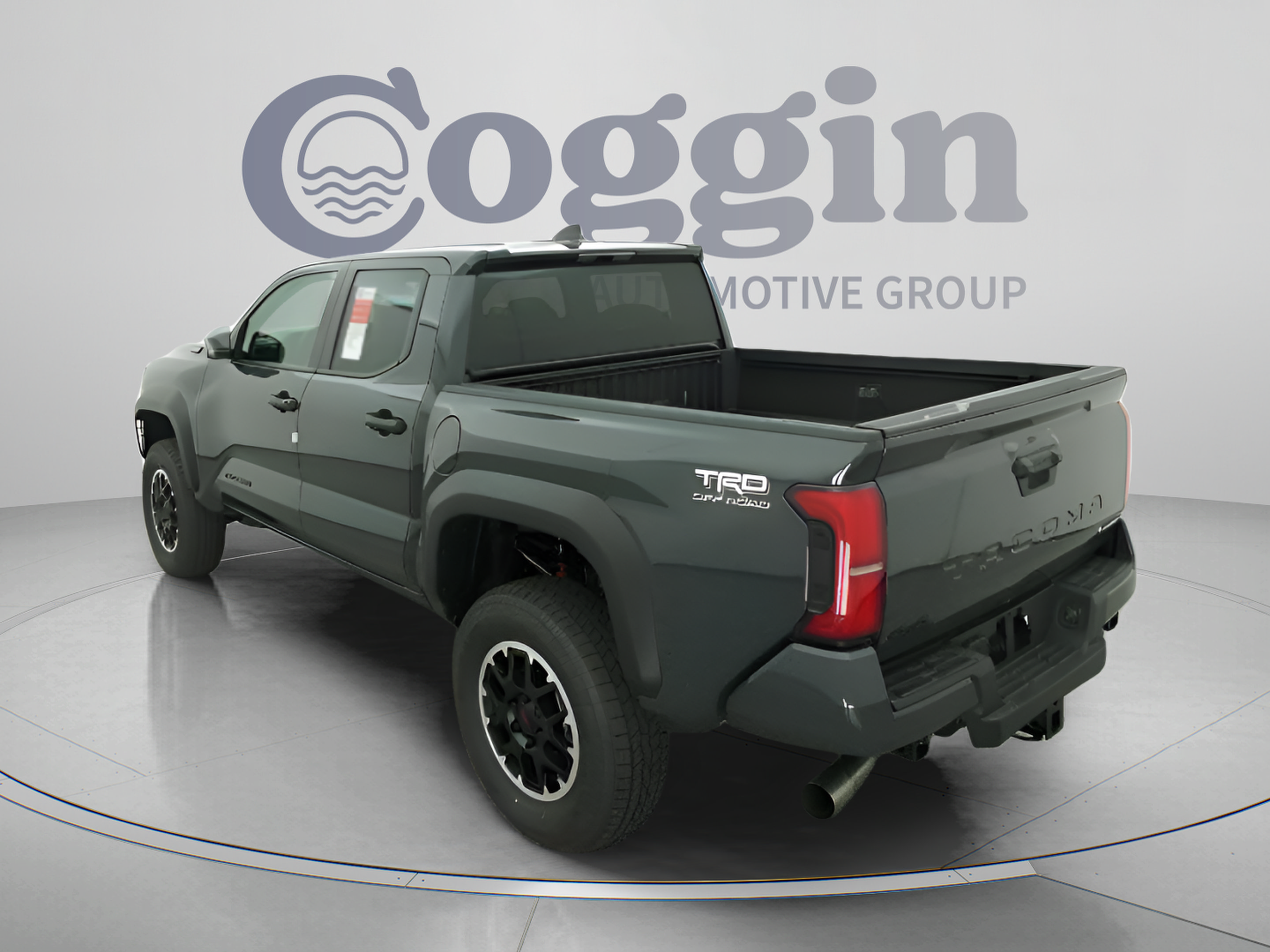 New 2025 Toyota Tacoma TRD Off-Road AWD/4WD image 12