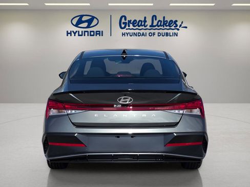 New 2026 Hyundai Elantra SEL Sport Premium FWD image 4