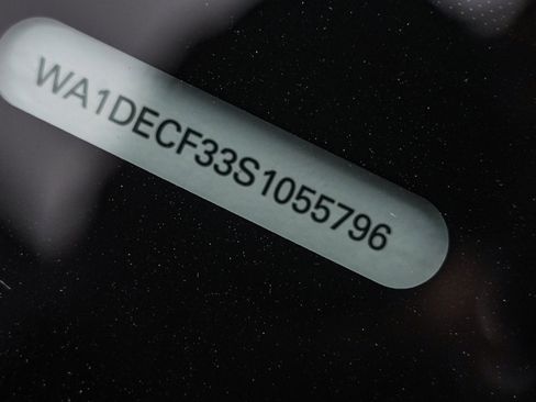 Certified 2025 Audi Q3 2.0T Premium w/ Black Optic Sport Package image 30