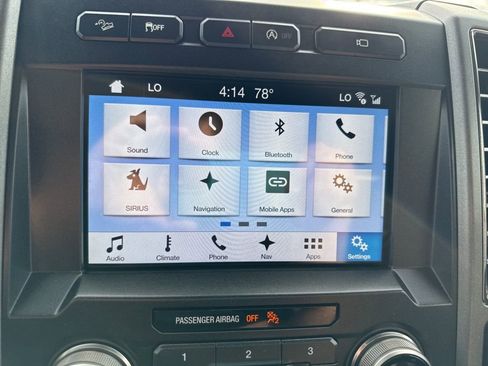 Used 2017 Ford F150 Raptor w/ Equipment Group 802A Luxury image 34