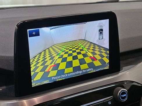 Used 2022 Ford Escape Titanium w/ Class II Trailer Tow Package AWD/4WD image 29