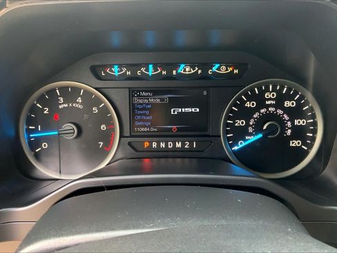 Used 2015 Ford F150 XLT w/ Equipment Group 302A Luxury AWD/4WD image 26