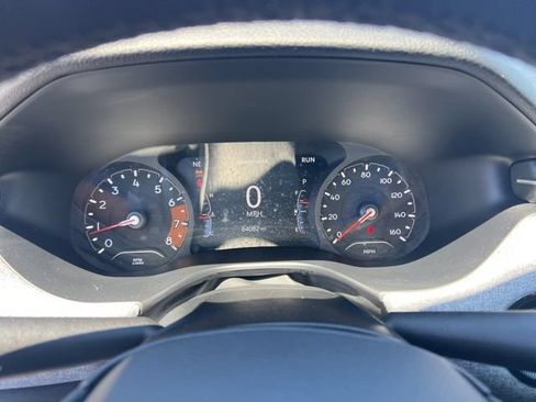 Used 2024 Jeep Compass Latitude AWD/4WD image 9