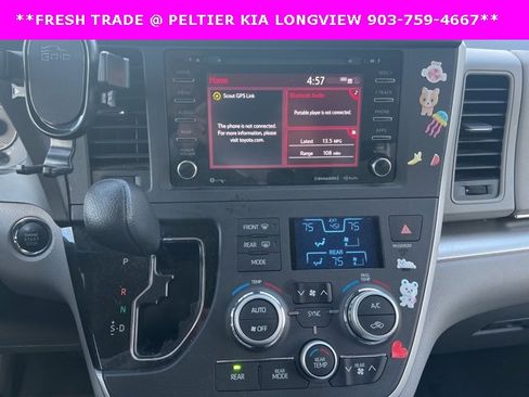 Used 2020 Toyota Sienna LE image 11