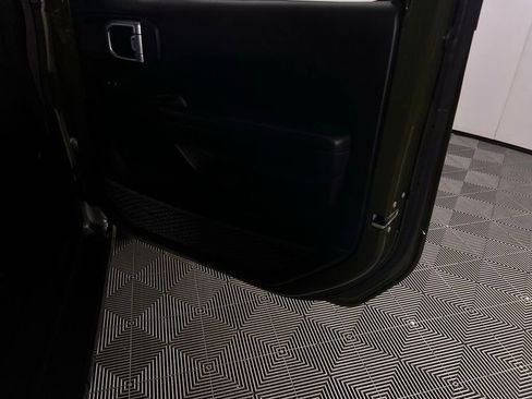 Used 2022 Jeep Wrangler Unlimited Sport image 33