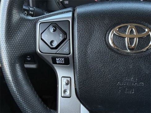 Used 2022 Toyota 4Runner SR5 Premium image 14