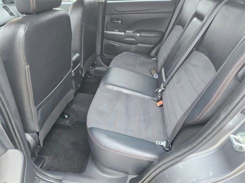 Used 2025 Mitsubishi Outlander Sport SE image 26