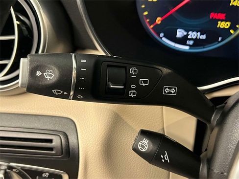 Certified 2022 Mercedes-Benz GLC 300 4MATIC image 21